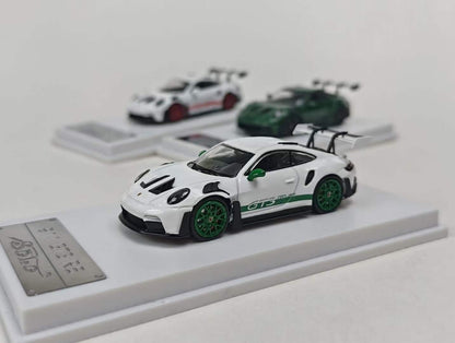 Solo 1:64 Porsche 992 GT3 RS White with Green Wheels