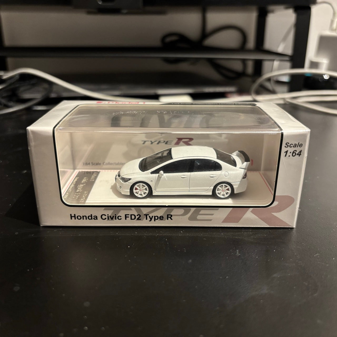 Model One 1:64 Honda Civic Type-R FD2 White Openable Front Hood Detailed Engine Limited 999 Pieces Honda Official Licensed