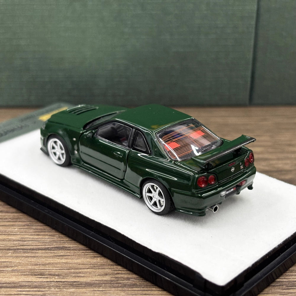 PGM 1:64 Nissan Skyline GT-R R34 Nismo Z-Tune British Green with Separated Display Engine Nissan Official Licensed (Normal Rectangle Box Edition)