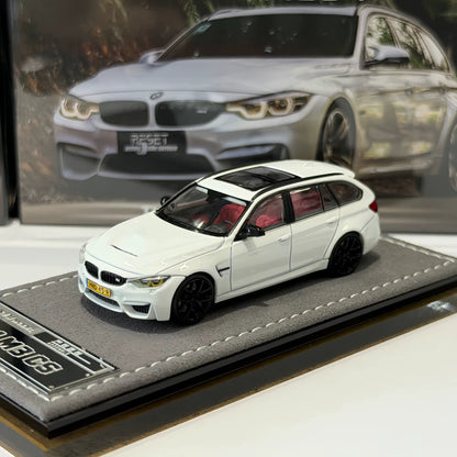 Mortal 1:64 M3 F81 CS Touring Wagon Pearl White in Premium Box Packaging