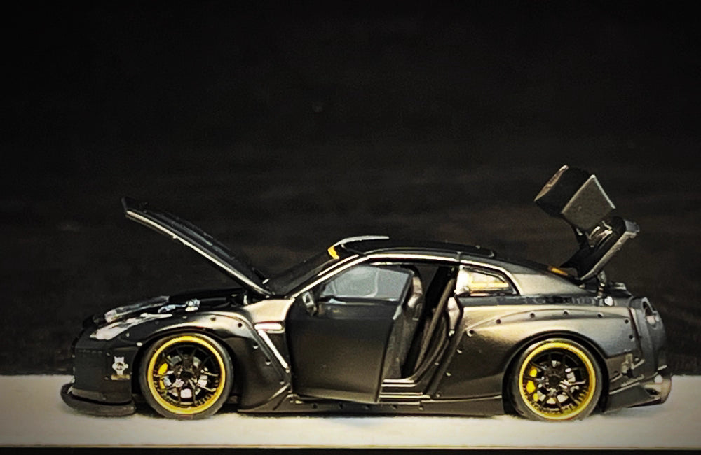 PGM 1:64 Nissan Skyline GT-R R35 Pandem Rocket Bunny Matt Black with Separated Display Engine Limited 999 Pieces (Normal Rectangle Box Edition)