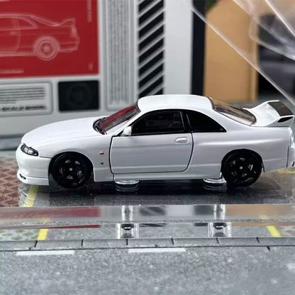 Focal Horizon 1:64 GT-R R33 Skyline BCNR33 Original White with Decal Stickers (ALL OPEN Doors and Hoods with Detailed Engine) Premium Case and Box Packaging