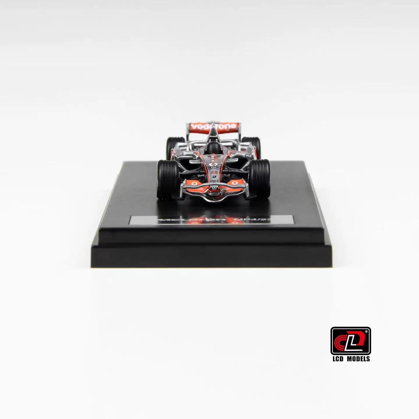 LCD 1:64 McLaren MP4-23 Sliver McLaren Official Licensed