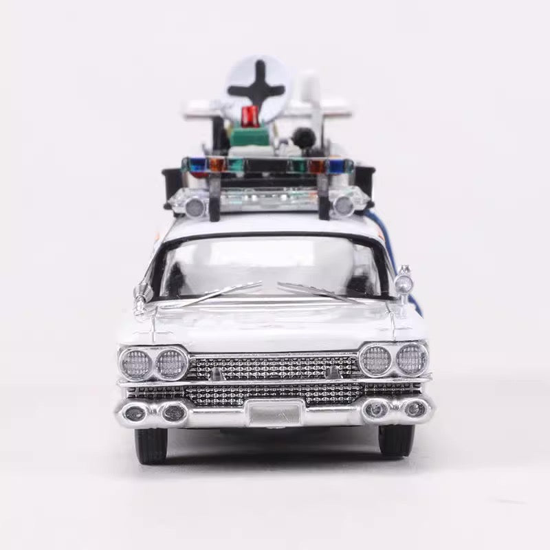 YS Model 1:64 Cadillac Miller-Meteor 1959 Ecto-1 Ectomobile Ghostbusters Car