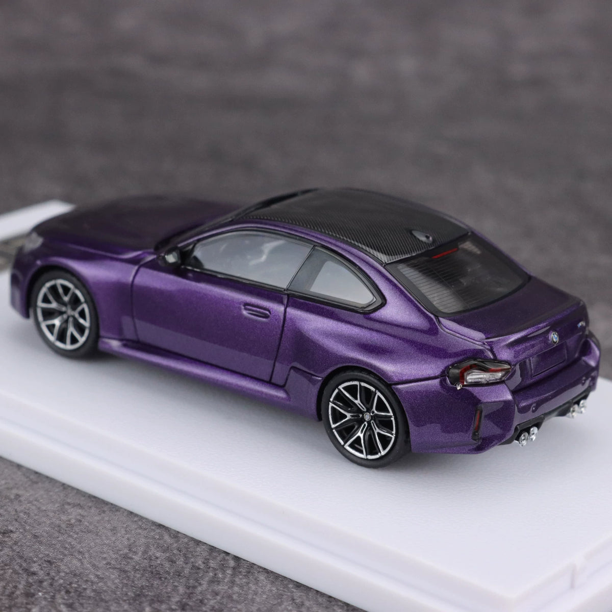Howie Model 1:64 M2 G87 Dawn Purple