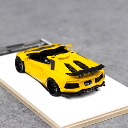 [Premium Resin Model] Fine Works 1:64 Lamborghini Aventador LP700-4 Roadster Convertible Liberty Walk Edition Yellow Limited to 199 Pieces
