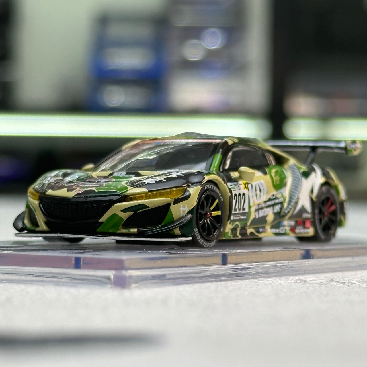 Pop Race 1:64 Honda NSX GT3 EVO 22 BAPE A Bathing Ape Green Beijing Special Edition