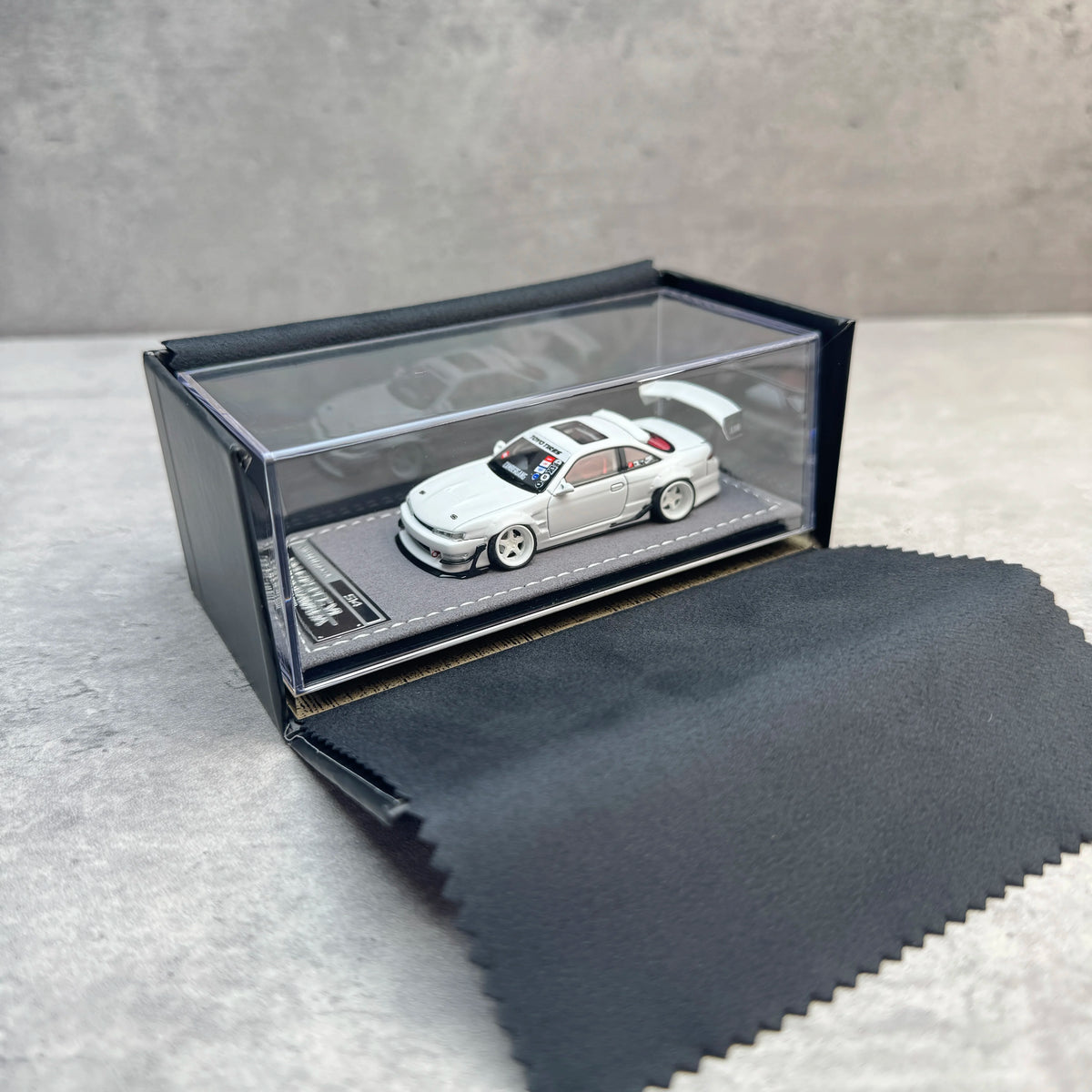 Mortal 1:64 Silvia S14 GT-SPEC V1 Seiji Ookawara Cambergang 1.0 White in Premium Box Packaging