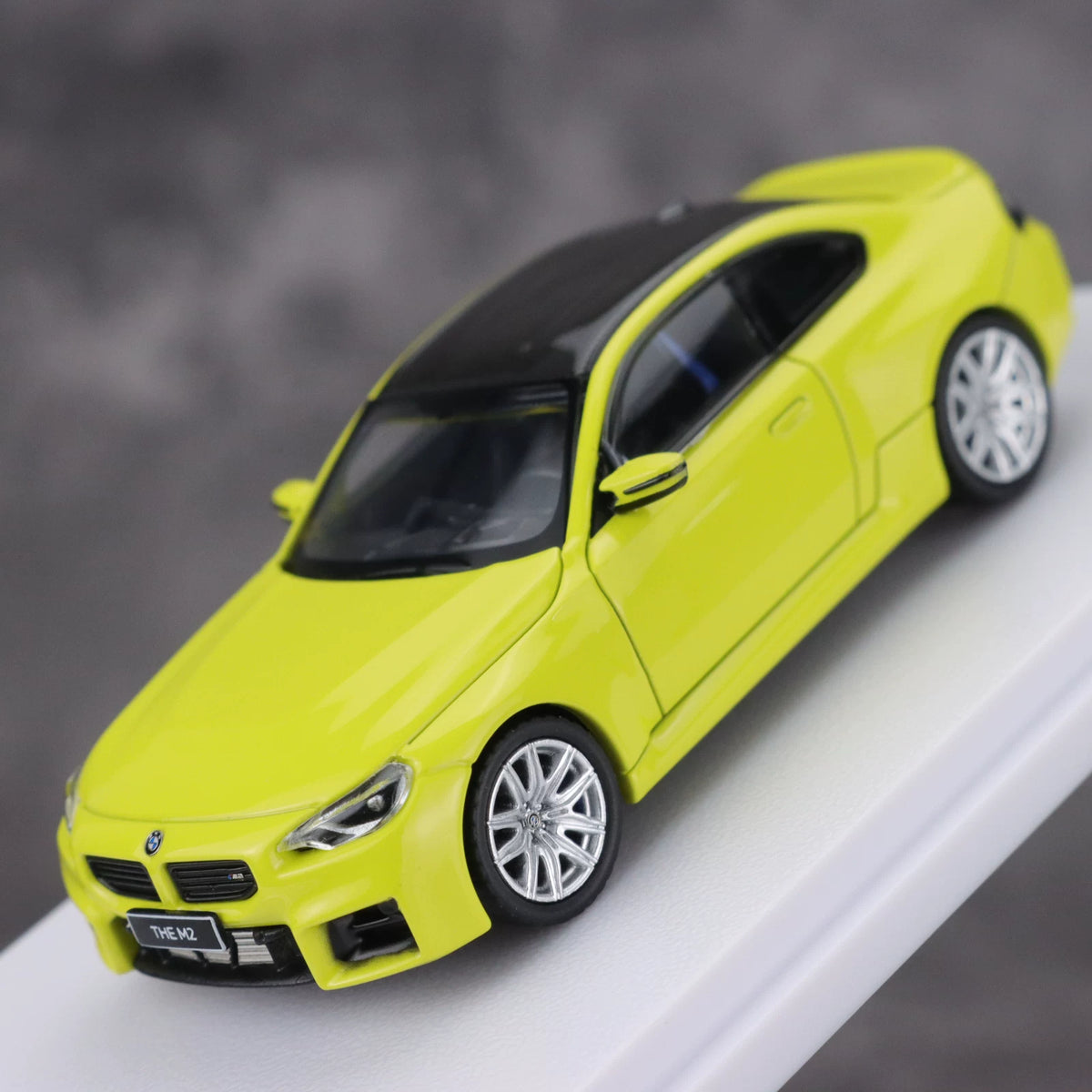 Howie Model 1:64 M2 G87 Sao Paulo Yellow