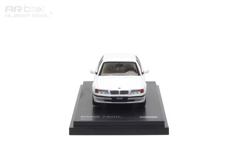 AR Box 1:64 BMW 7 Series Mk3 E38 750iL White BMW Official Licensed