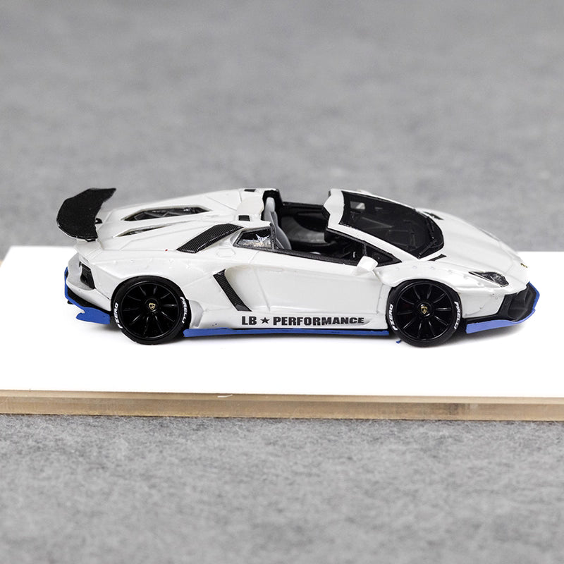 [Premium Resin Model] Fine Works 1:64 Lamborghini Aventador LP700-4 Roadster Convertible Liberty Walk Edition Pearl White Limited to 199 Pieces