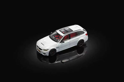 Mortal 1:64 M3 F81 CS Touring Wagon Pearl White in Premium Box Packaging
