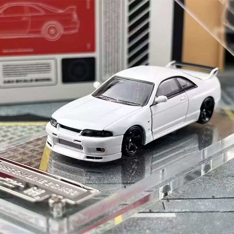 Focal Horizon 1:64 GT-R R33 Skyline BCNR33 Original White with Decal Stickers (ALL OPEN Doors and Hoods with Detailed Engine) Premium Case and Box Packaging