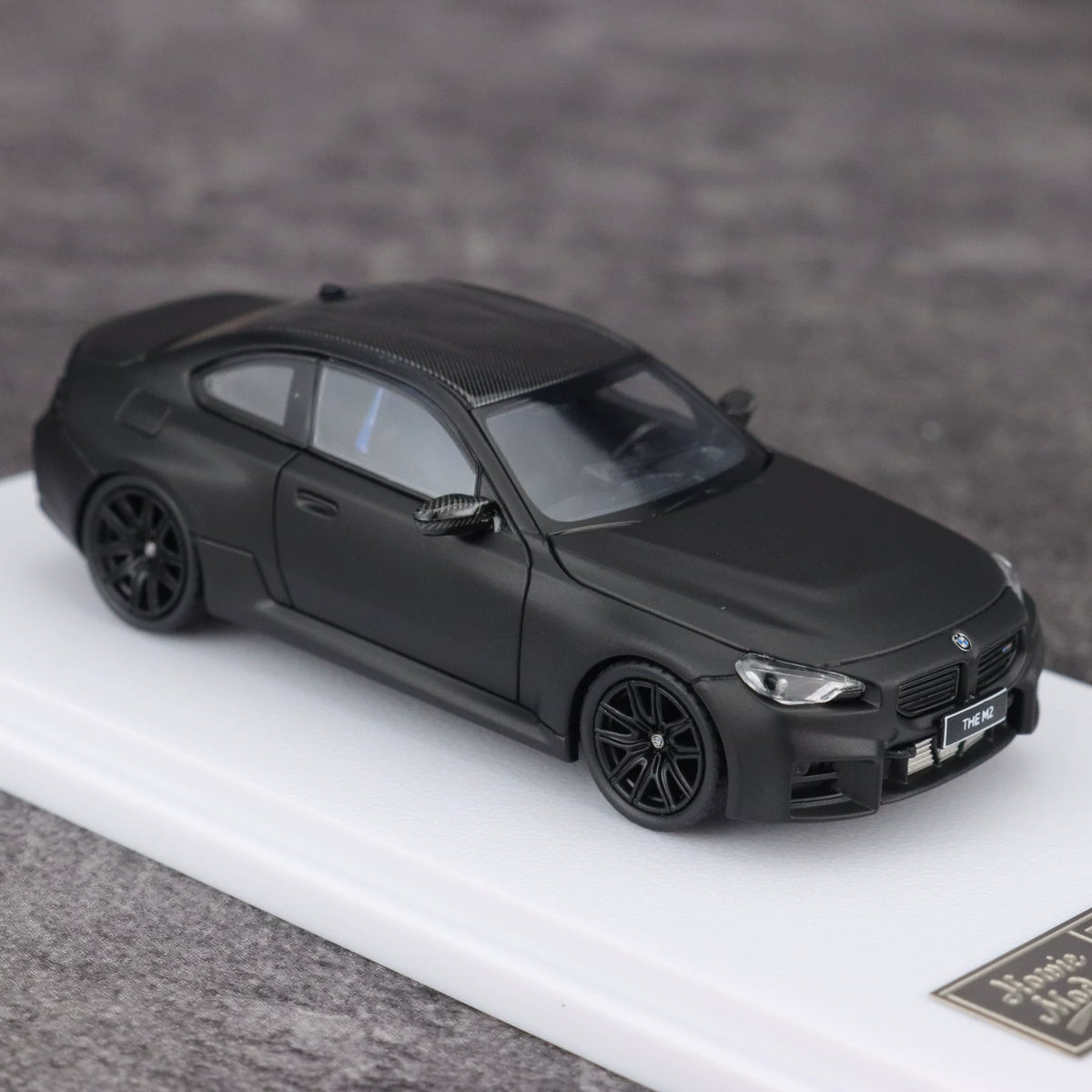 Howie Model 1:64 M2 G87 Dark Knight Black