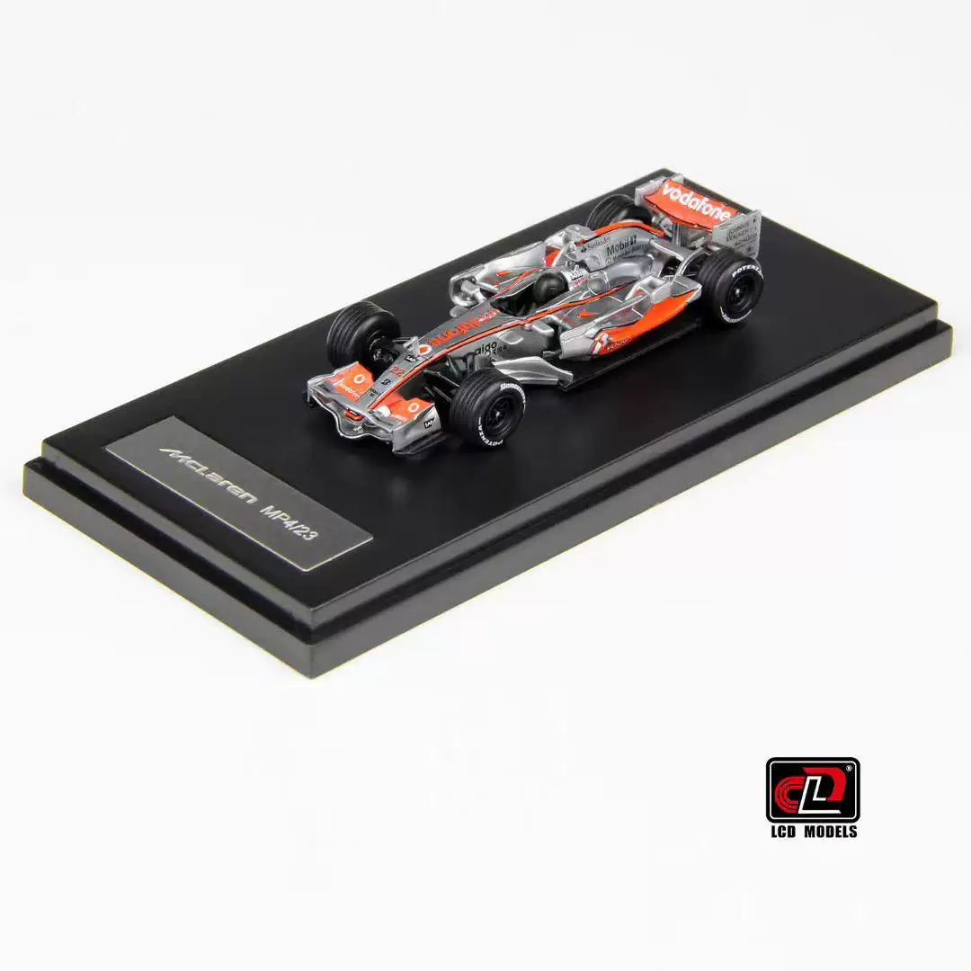 LCD 1:64 McLaren MP4-23 Sliver McLaren Official Licensed