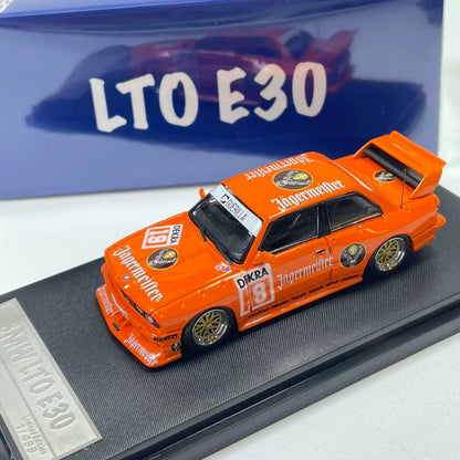 Street Weapon 1:64 BMW M3 E30 Live to Offend LTO Custom Orange Jagermeister