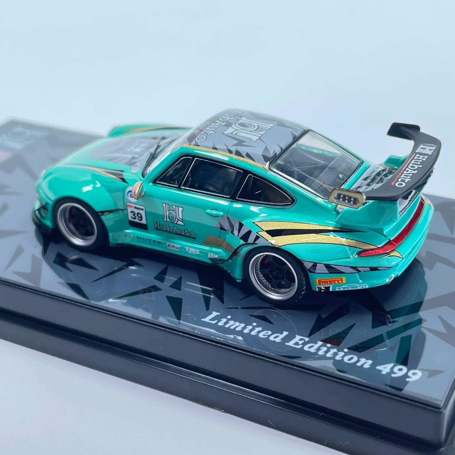 Motokit 1:64 RWB 993 #23 Hub Auto Green Livery