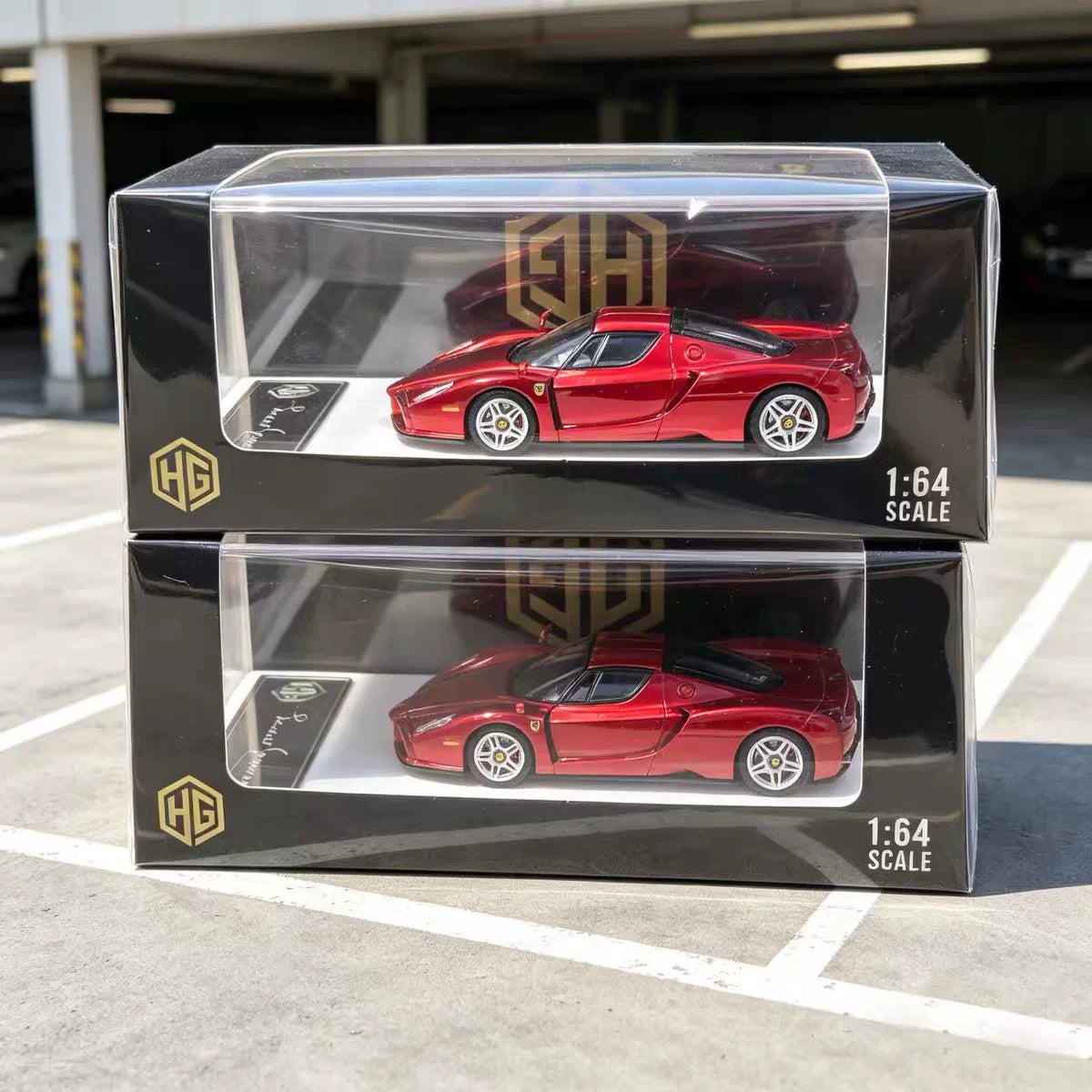 HG 1:64 Enzo Metallic Red