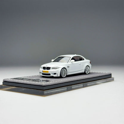 Mortal 1:64 BMW 1M Coupe E82 Pearl White in Premium Box Packaging