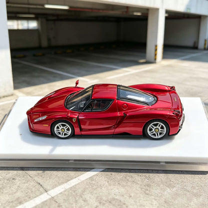 HG 1:64 Enzo Metallic Red