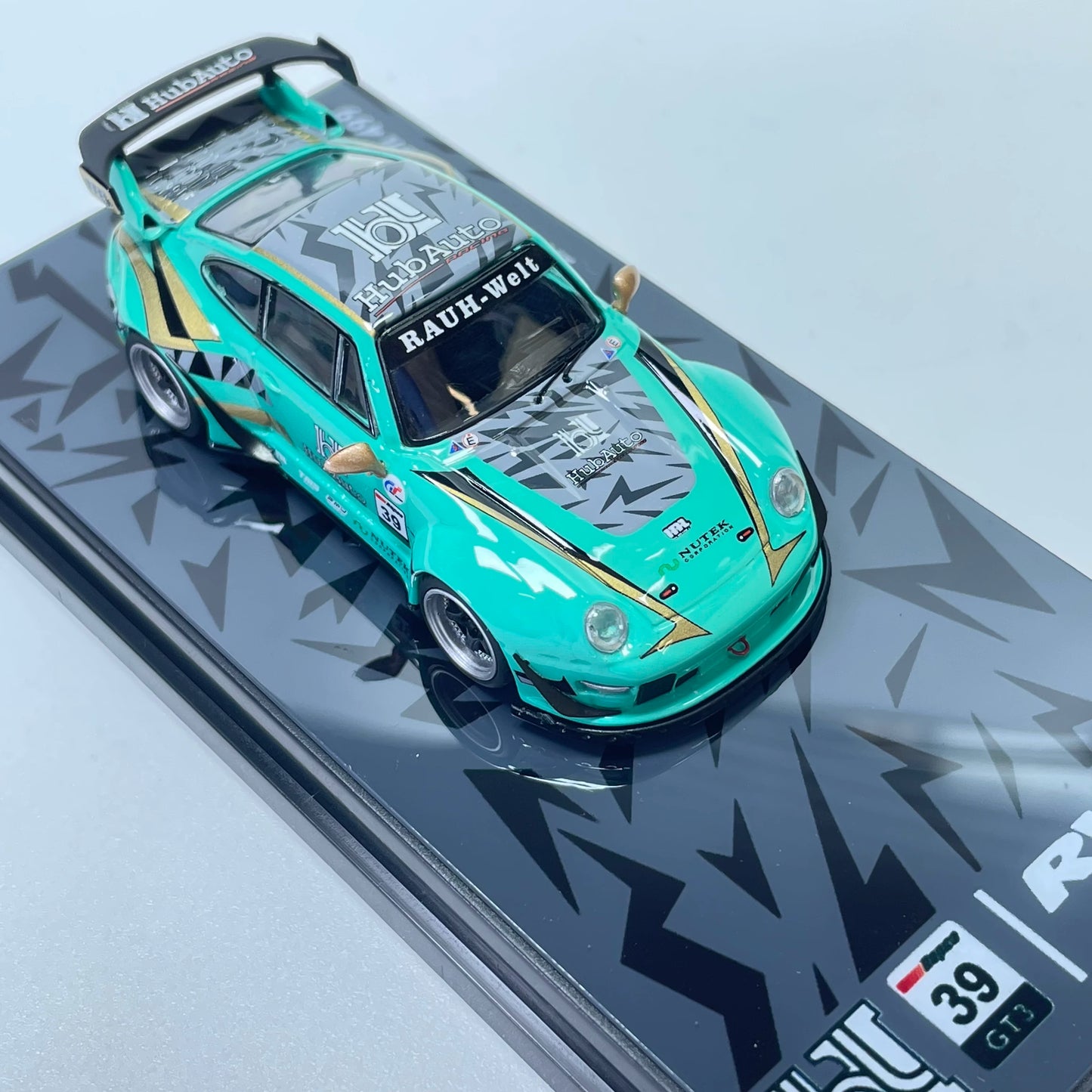 Motokit 1:64 RWB 993 #23 Hub Auto Green Livery