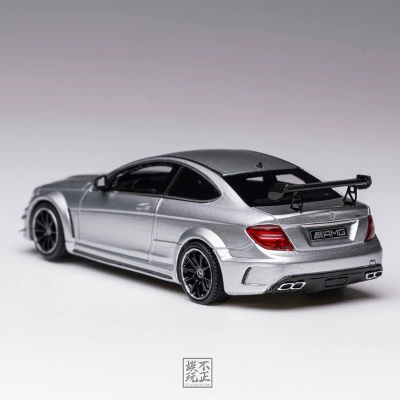 [Premium Resin Model] Car Lounge 1:64 Mercedes-Benz C63 Black Series C-Class W205 Iridium Silver Premium Box Packaging (Limited to 399 Pieces)
