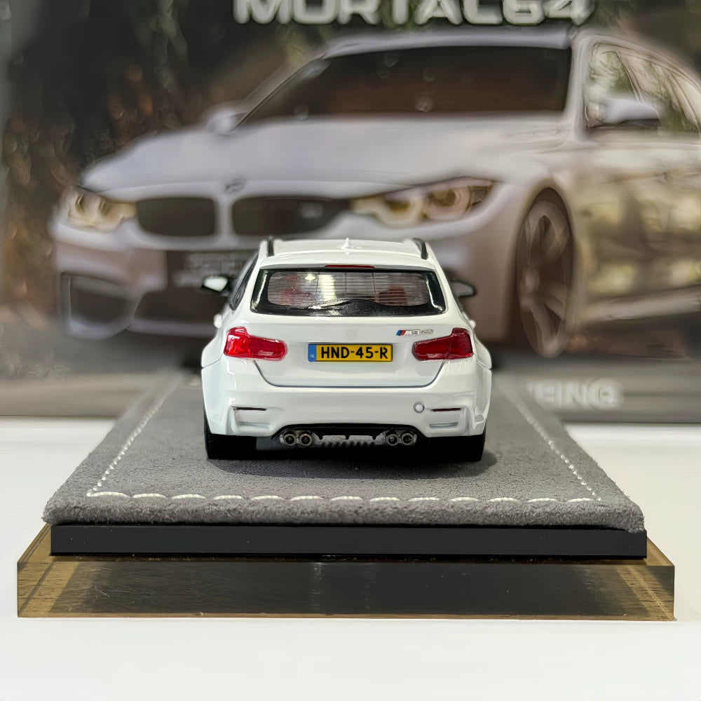 Mortal 1:64 M3 F81 CS Touring Wagon Pearl White in Premium Box Packaging