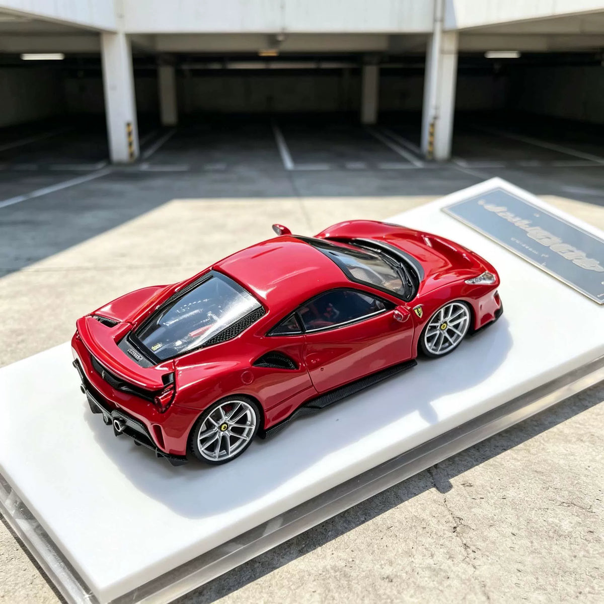 HG 1:64 488 Pista Coupe Rosso Corsa Standard Red