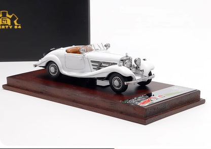 Liberty64 1:64 Mercedes-Benz 500K (W29) White (Flocked Foot Pads, Hardware Details, Wooden Platform + Acrylic Transparent Box + Flip-Top Gift Box Packaging)