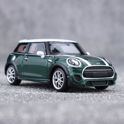 Stance Hunters 1/64 Mini Cooper F56 JCW John Cooper Works Green