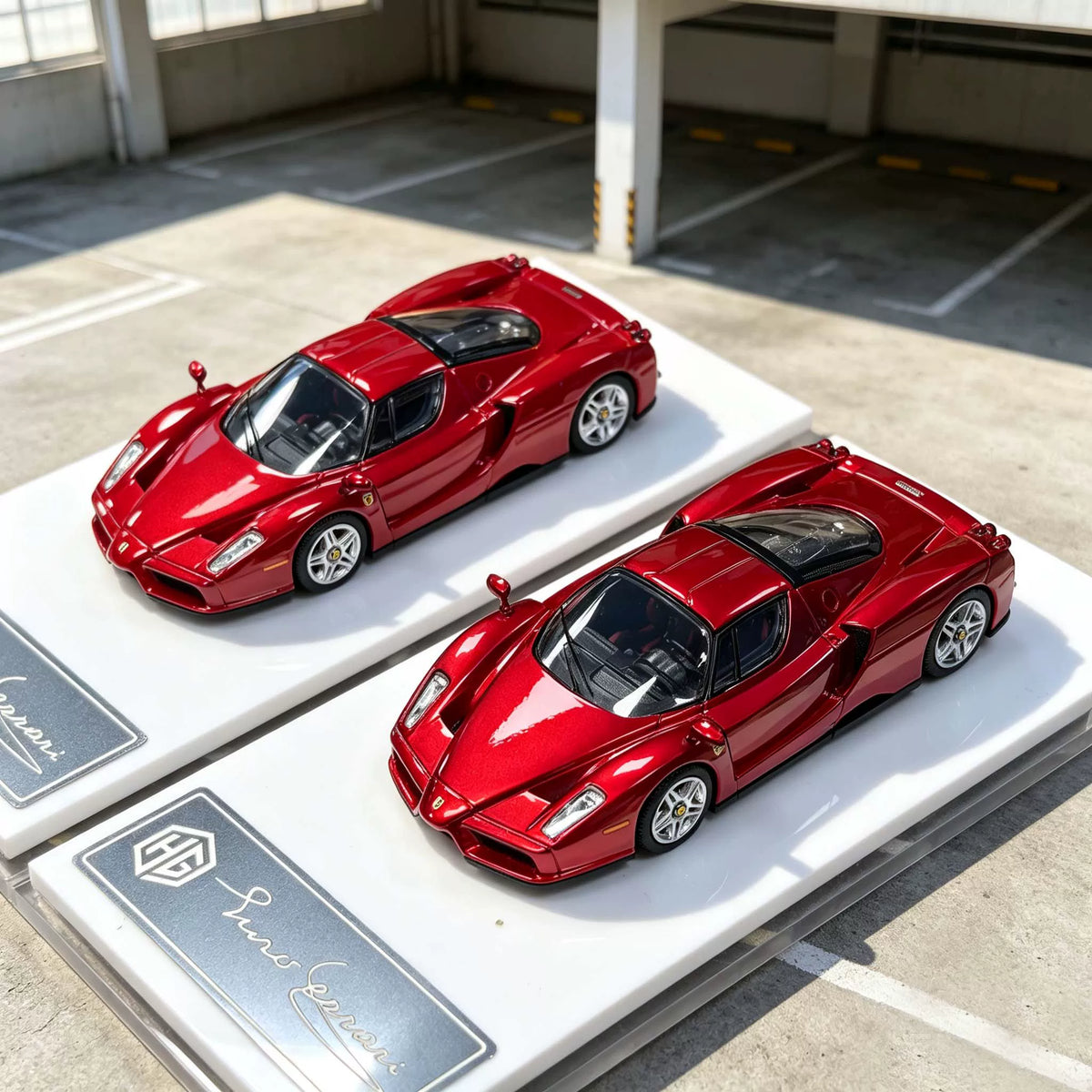 HG 1:64 Enzo Metallic Red