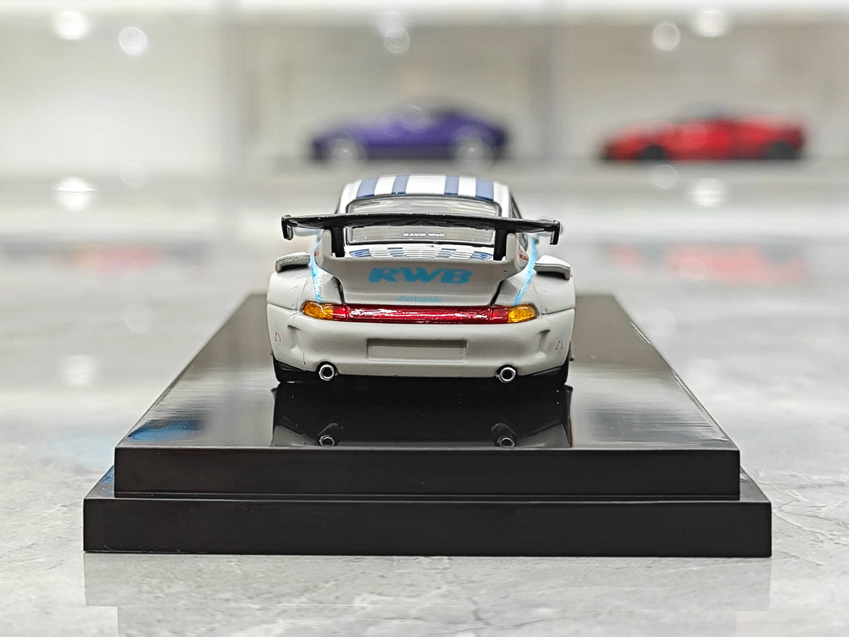 Motorhelix 1:64 RWB 993 Motozolo Grey Includes Magnetic Air-Cooled Engine Display Model