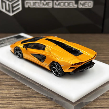 [Premium Resin Model] FuelMe Neo 1:64 Lamborghini Countach LPI 800-4 Arancio Aten Orange