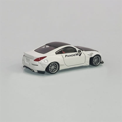 Solo 1:64 Nissan Fairlady Z33 350Z Pandem Rocket Bunny Custom White with Black Hood