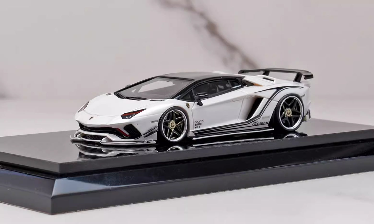 [Premium Resin Model] YM Model 1:64 Lamborghini Rowen Aventador S LP740-4 White with Black Top in Carbon Base Limited 299 Pieces