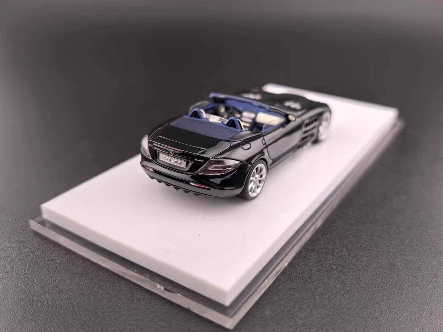 [Premium Resin Model] JG 1:64 Mercedes-Benz SLR McLaren Roadster Convertible Black in Premium Box Packaging