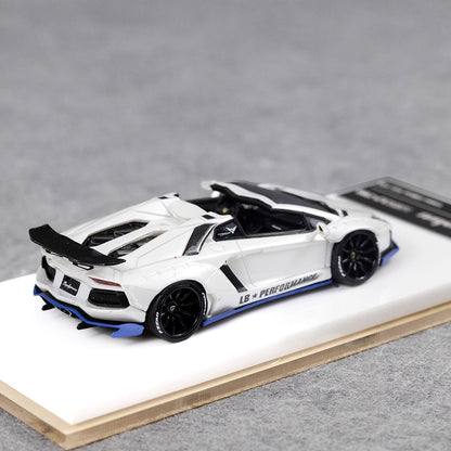 [Premium Resin Model] Fine Works 1:64 Lamborghini Aventador LP700-4 Roadster Convertible Liberty Walk Edition Pearl White Limited to 199 Pieces