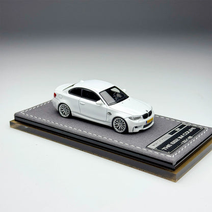 Mortal 1:64 BMW 1M Coupe E82 Pearl White in Premium Box Packaging