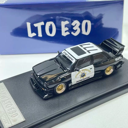 Street Weapon 1:64 BMW M3 E30 Live to Offend LTO Custom Police Car