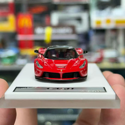 Street Buster 1:64 LaFerrari F150 Coupe Hard Top Rosso Corsa Standard Red Openable Rear Hood Detailed Engine