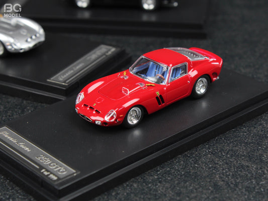 Classic Lover 1:64 Ferrari 250 GTO Red Openable Front Hood Detailed Engine Limited 999 Pieces