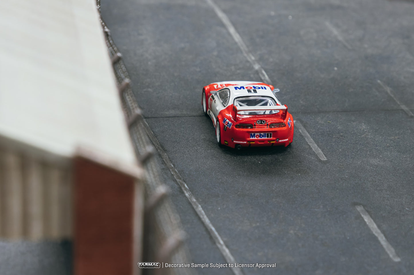 Tarmac Works 1/64 Toyota Supra GT BPR Zhuhai 1995 #37 - HOBBY64