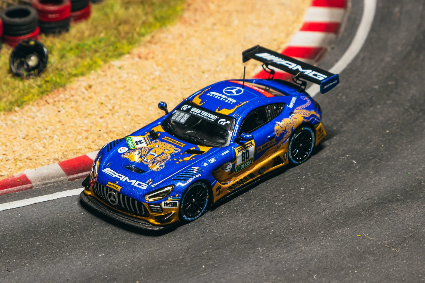 Tarmac Works 1/64 Mercedes-AMG GT3 Nürburgring Rennen 24h 2026 Winner - Tarmac Works HOBBY64 (Limit to 1 unit per person/address)