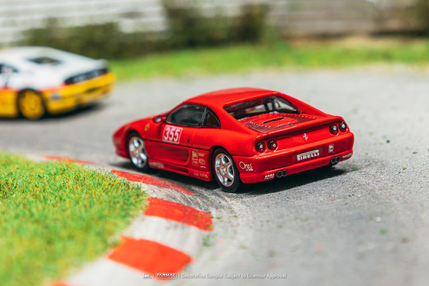 Tarmac Works X iXO Models 1/64 Ferrari F355 Challenge Presentation - HOBBY64