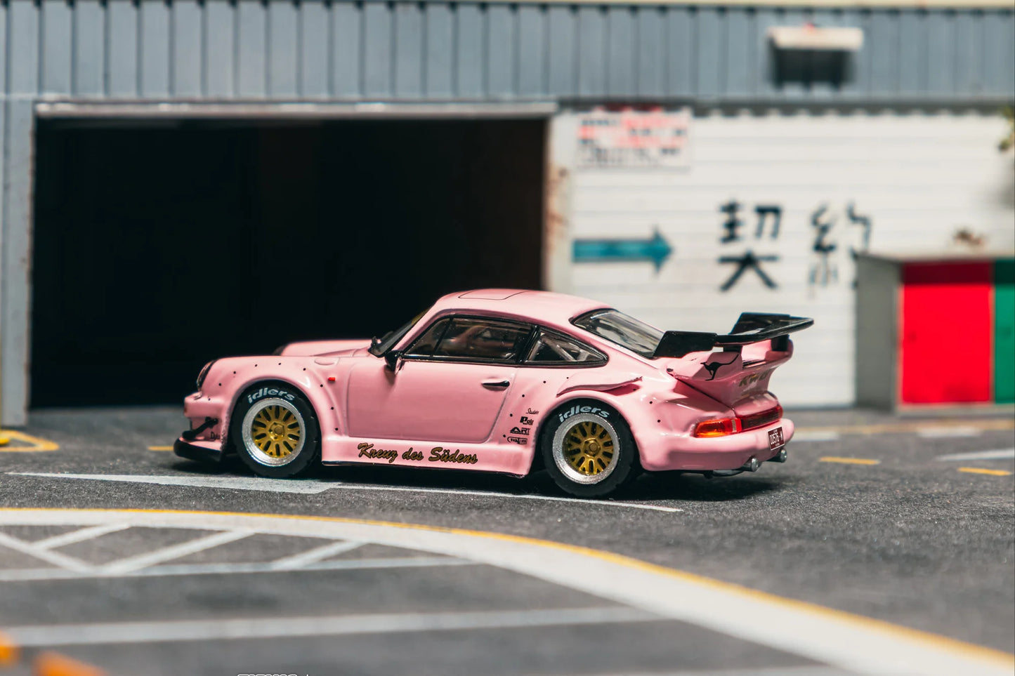 Tarmac Works 1/64 RWB 930 Southern Cross - Tarmac Works HOBBY64