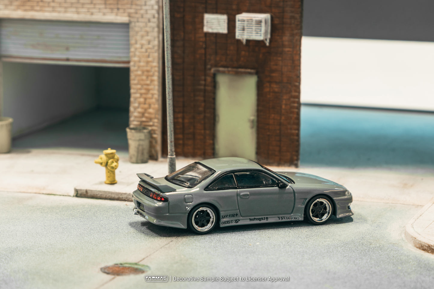 Tarmac Works 1/64 Nissan VERTEX Silvia (S14) Grey - GLOBAL64