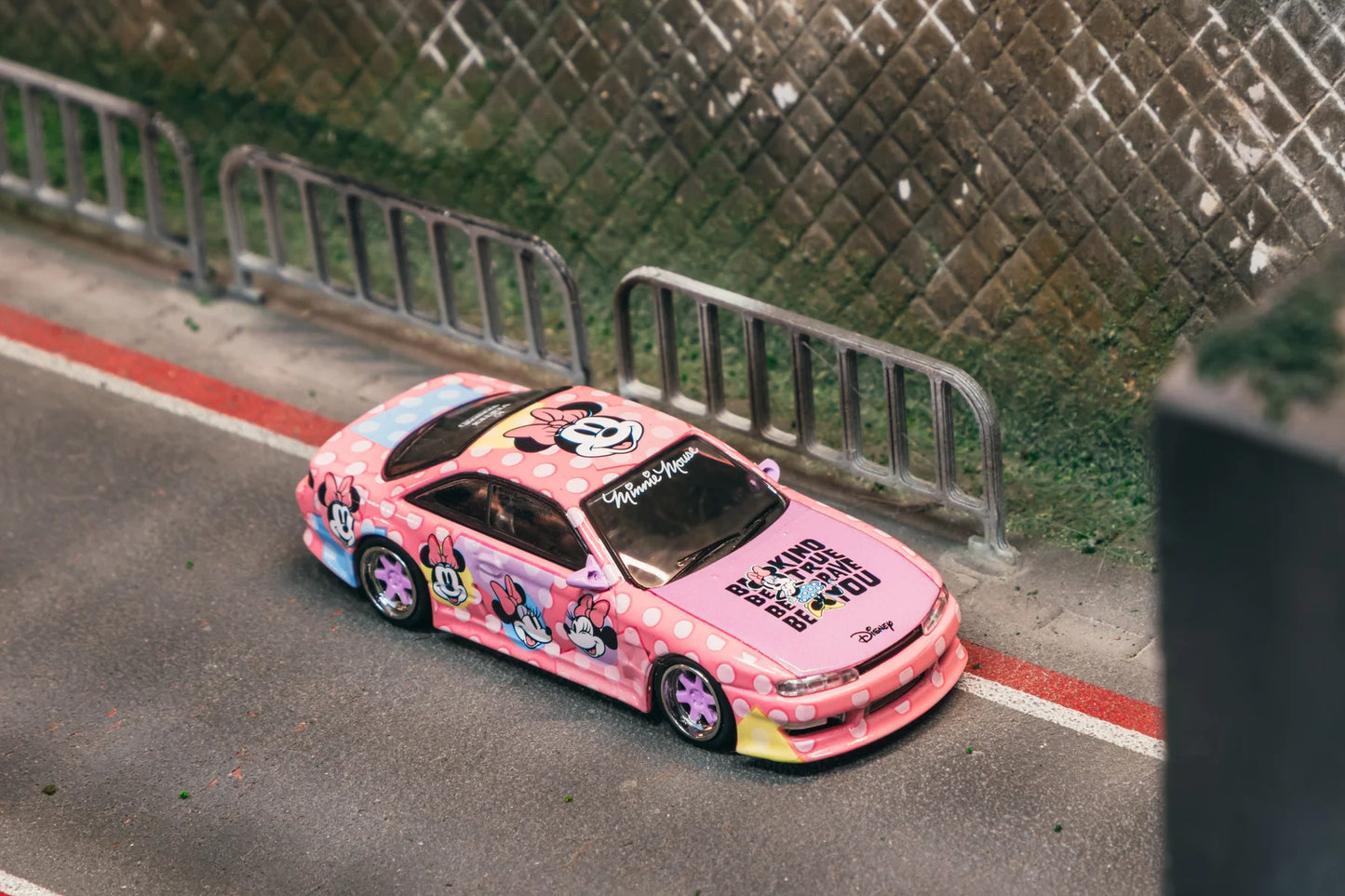 Tarmac Works 1/64 VERTEX Silvia (S 14) Minnie Mouse - Tarmac Works GLOBAL64