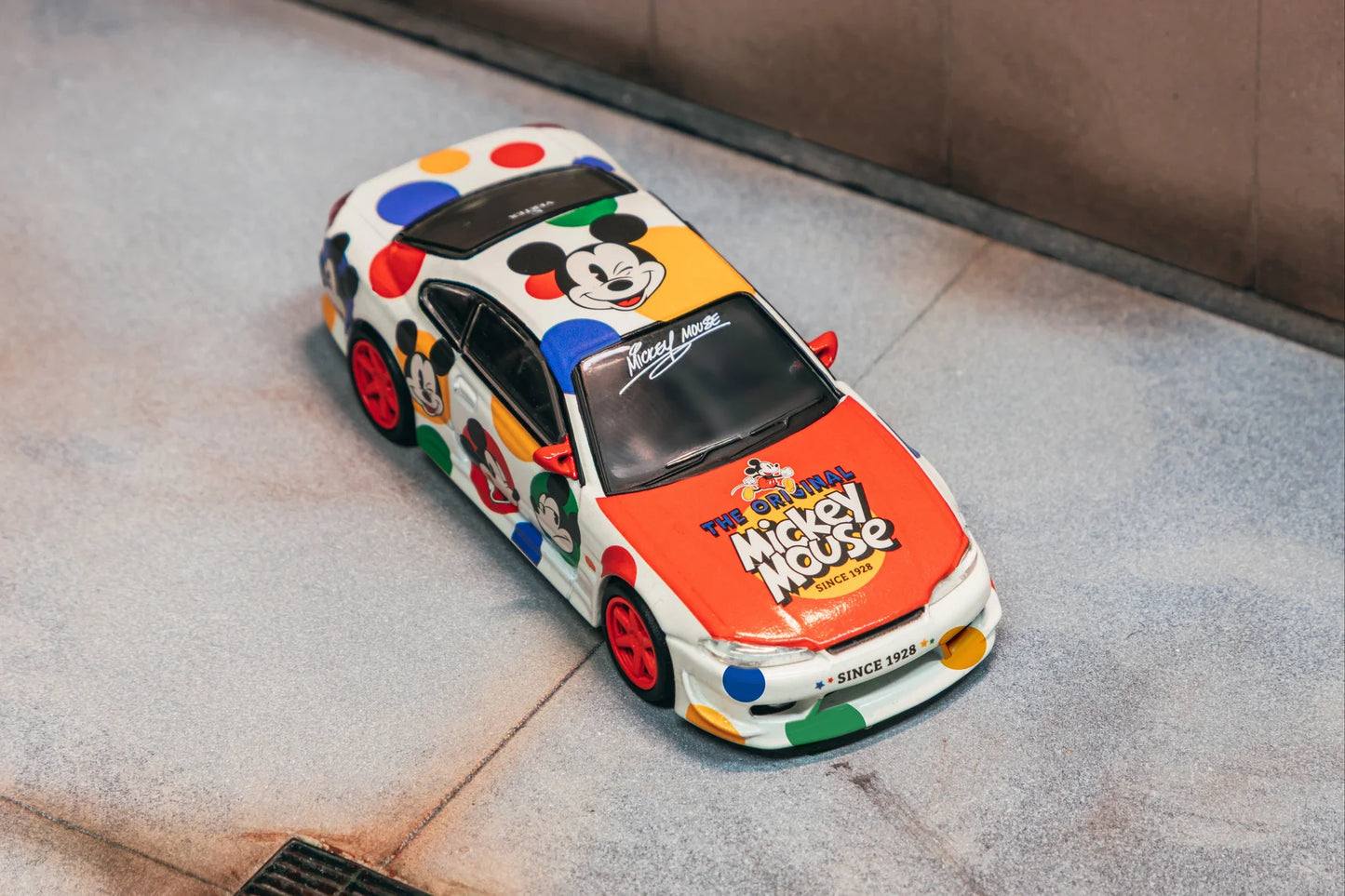 Tarmac Works 1/64 VERTEX Silvia (S 15) Mickey Mouse - Tarmac Works GLOBAL64