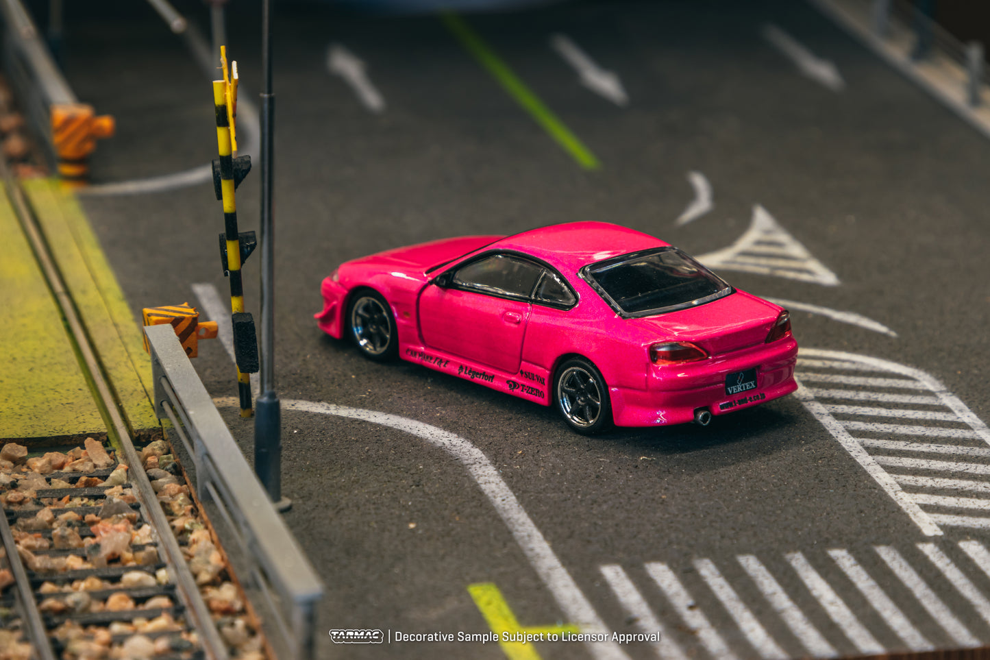 Tarmac Works 1/64 VERTEX Nissan Silvia S15 Pink Metallic - GLOBAL64