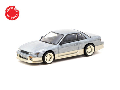 Tarmac Works 1:64 VERTEX Nissan Silvia S13 White / Gold - Lamley Special Edition - GLOBAL64